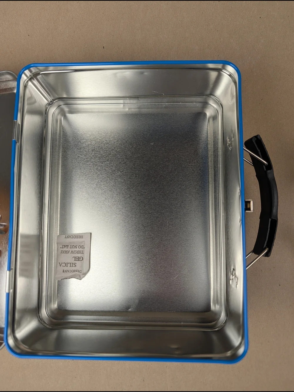 Star Wars Tin Lunch Box With Sandwich Cutters, Williams Sonoma Limited Ed NEW - Picture 6 of 11